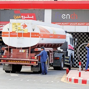 Precios de Petróleo Suben Tras Ataque a Arabia Saudita